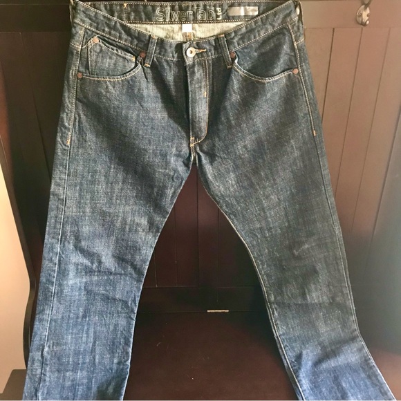 New Vintage Levi’s Silvertab slim jeans - Picture 6 of 9